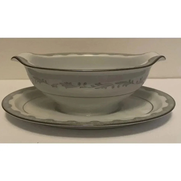 Noritake Margaret Gravy Boat w Attached Underplate 6243 White Green Platinum - Picture 4 of 8